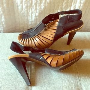 Donald Pliner 3.5” inch heels size 10